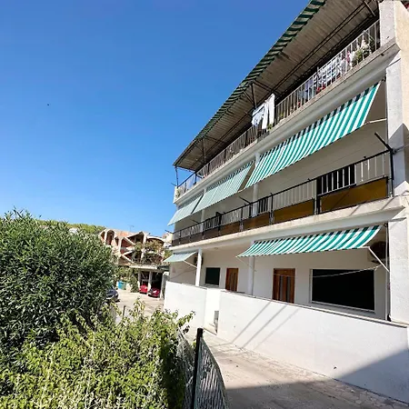 Apartments Tereza * Трогир