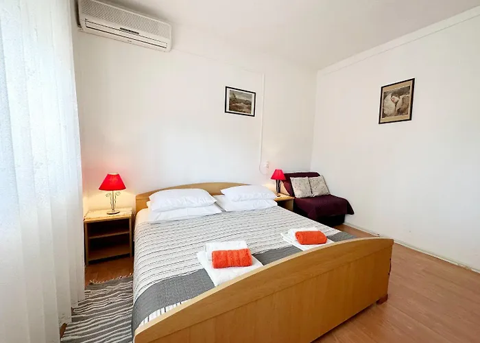 Apartments Tereza * Трогир